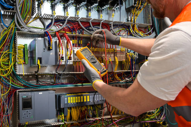 Best Circuit Breaker Repair  in Washburn, WI